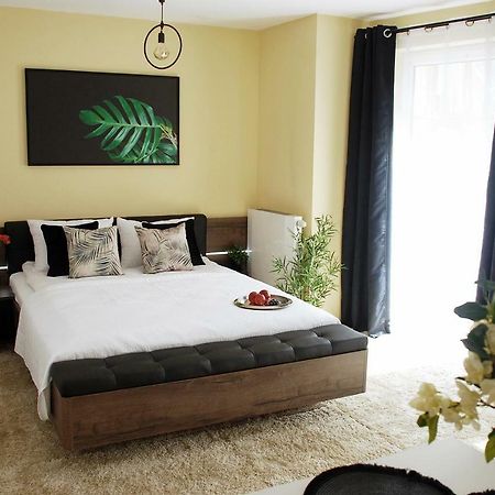 Apartmán Central Point Zelená Hora Exteriér fotografie